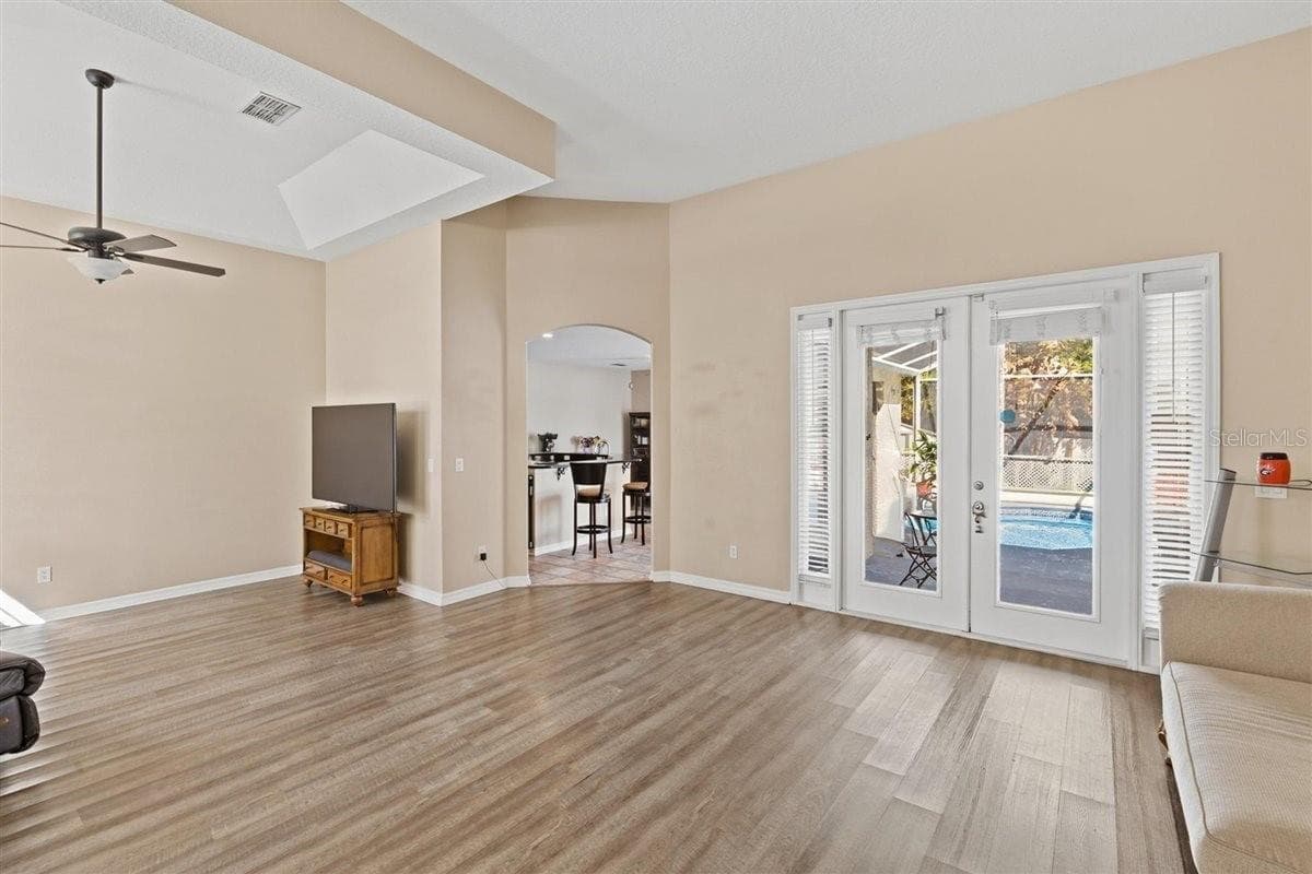 Living room - 7909 FERNLEAF DR, ORLANDO