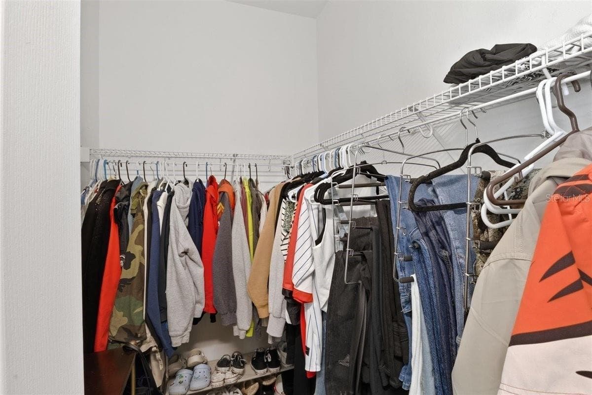 Closet - 7909 FERNLEAF DR, ORLANDO