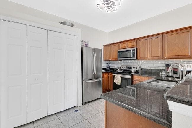 Townhouse at 1057 UNIVERSAL REST PL, KISSIMMEE, photo 14 of 36