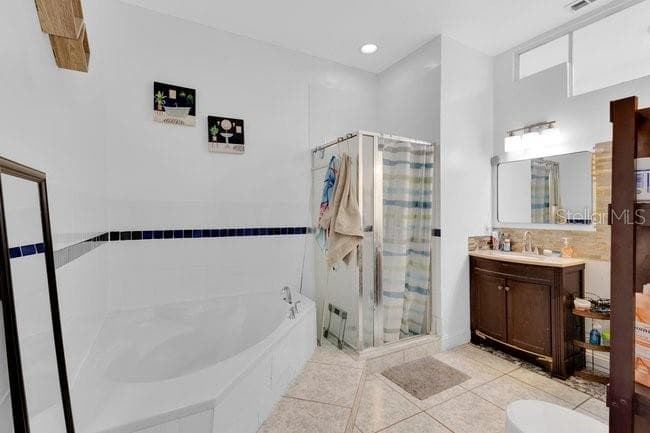 Townhouse at 1057 UNIVERSAL REST PL, KISSIMMEE, photo 18 of 36