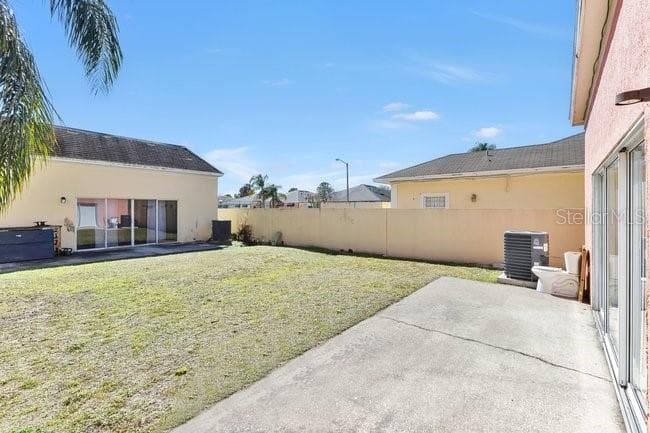 Townhouse at 1057 UNIVERSAL REST PL, KISSIMMEE, photo 24 of 36