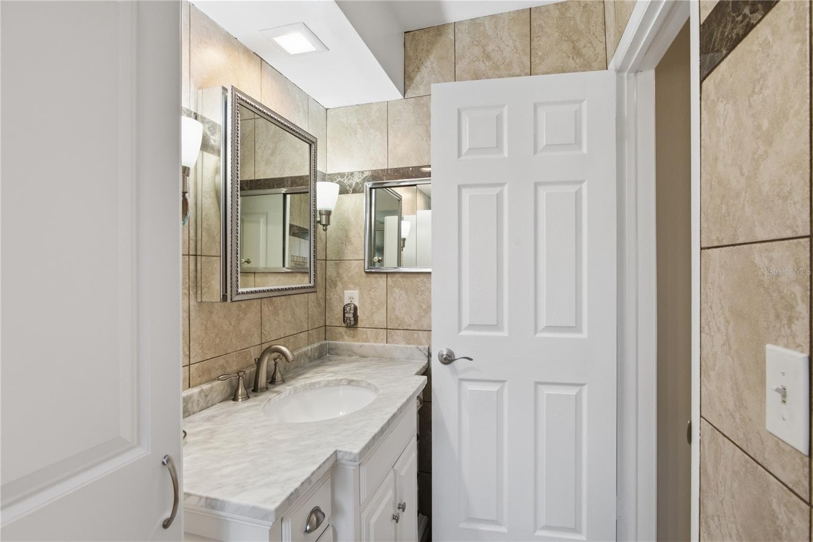 Villa at 1636 S LAKE AVE #1, CLEARWATER, photo 28 of 44