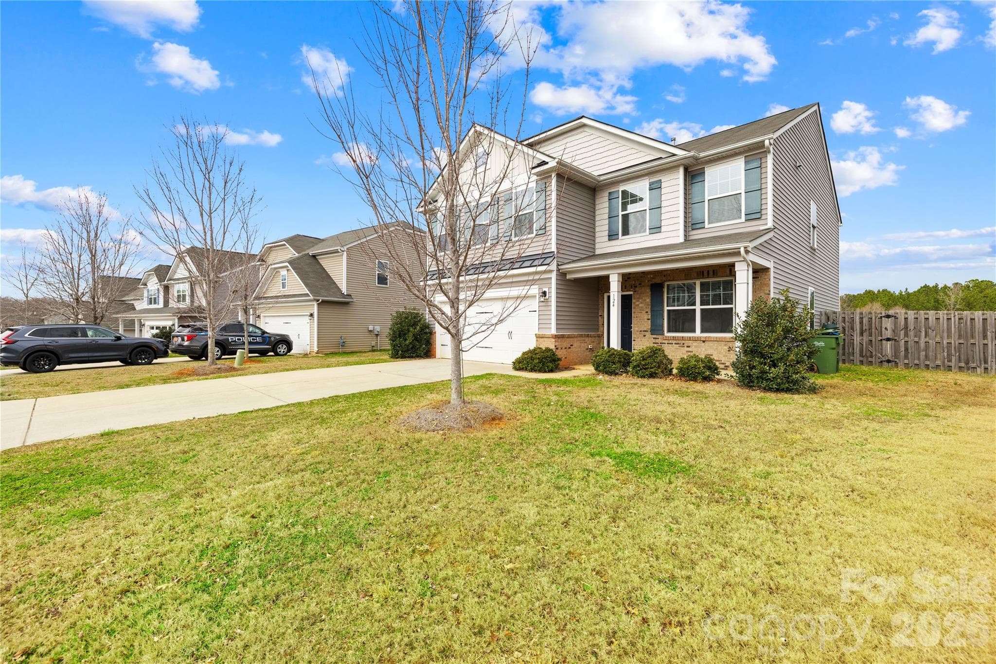 Single Family Residence at 124 Tasman Drive, Mount Holly, photo 5 of 47