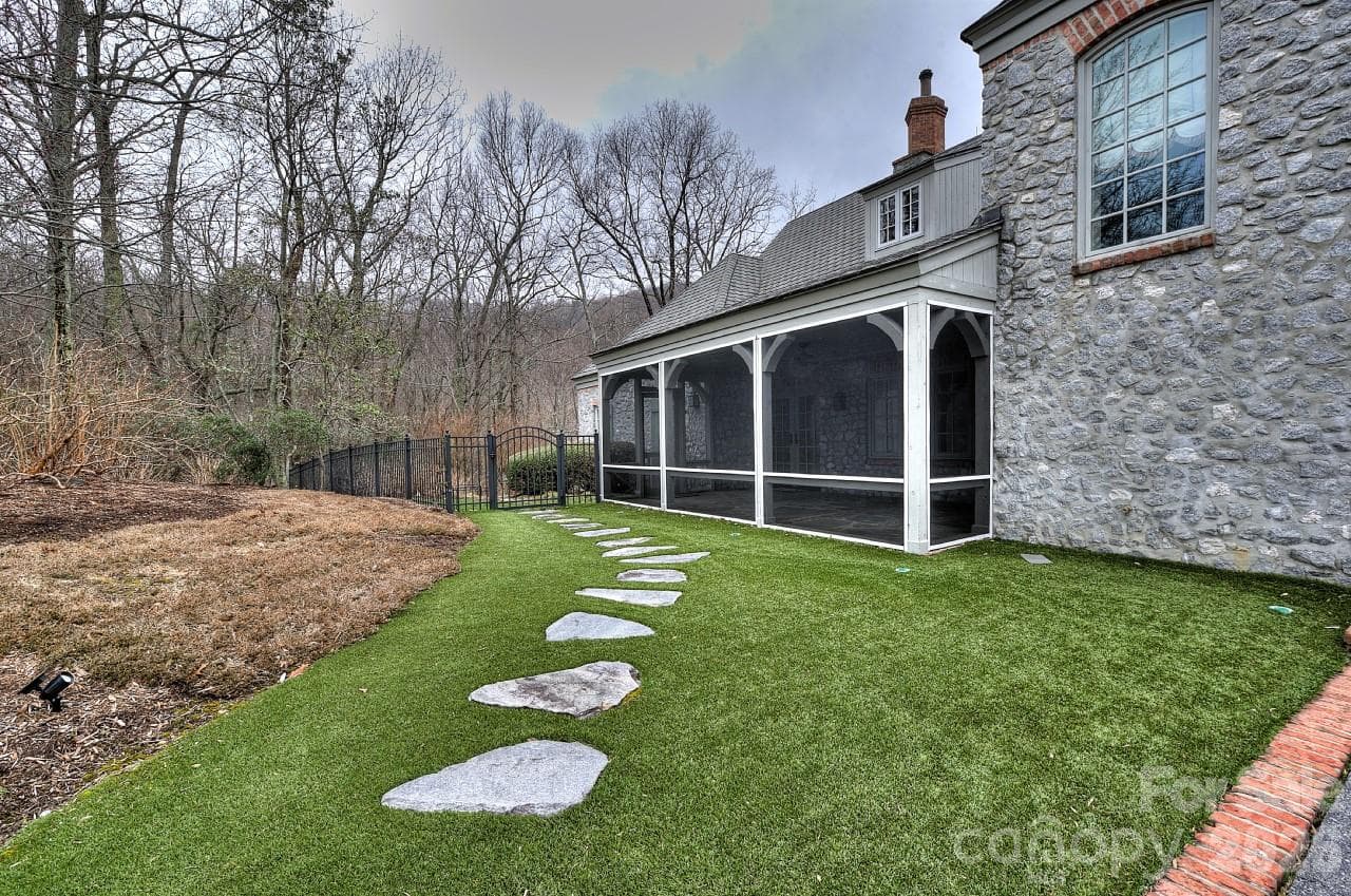 Single Family Residence at 21 Eagle Rock Road, Landrum, photo 3 of 47