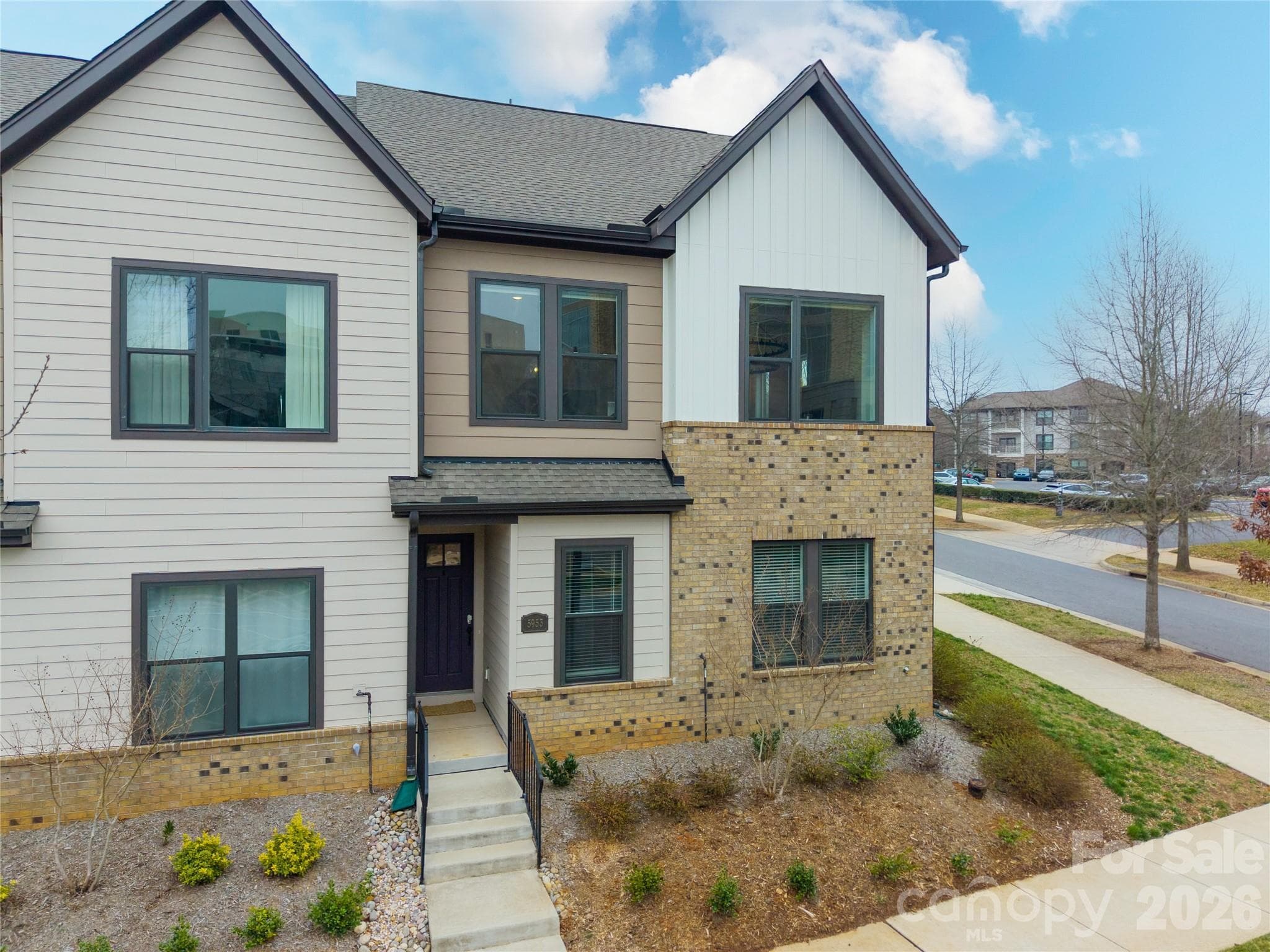 Townhouse at Charlotte, photo 3 of 30