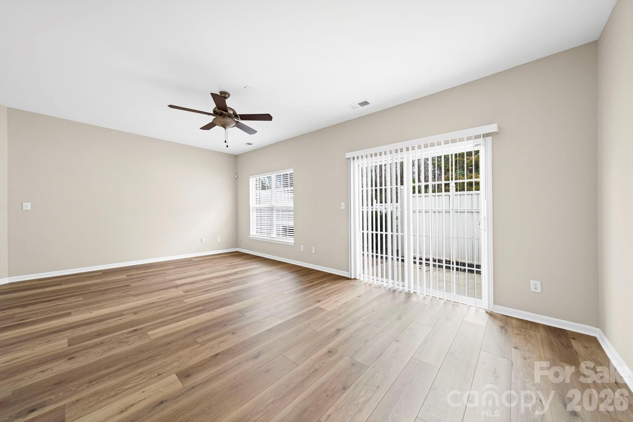 Townhouse at 12429 Stratfield Place Circle, Pineville, photo 9 of 47