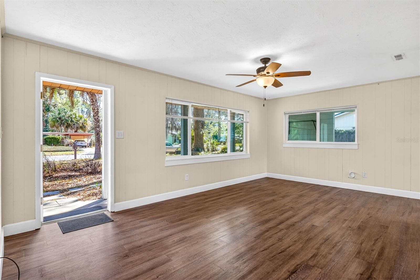 Living Room - 2200 NE 16TH TER, GAINESVILLE