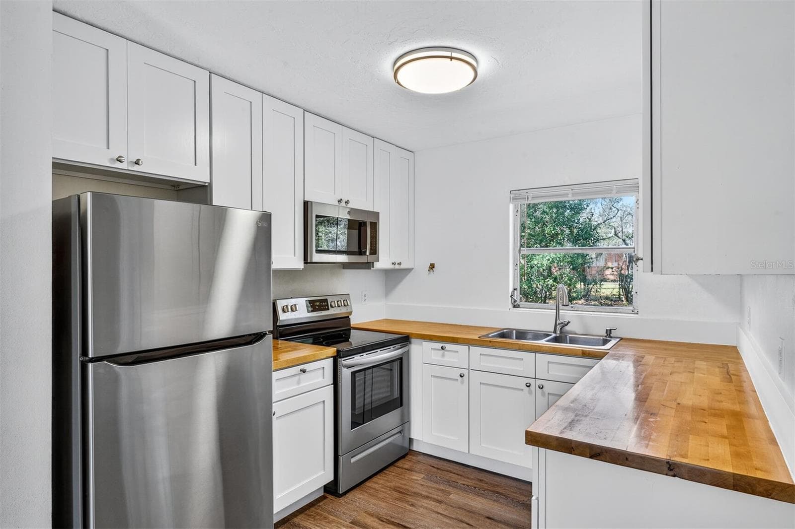 Kitchen - 2200 NE 16TH TER, GAINESVILLE