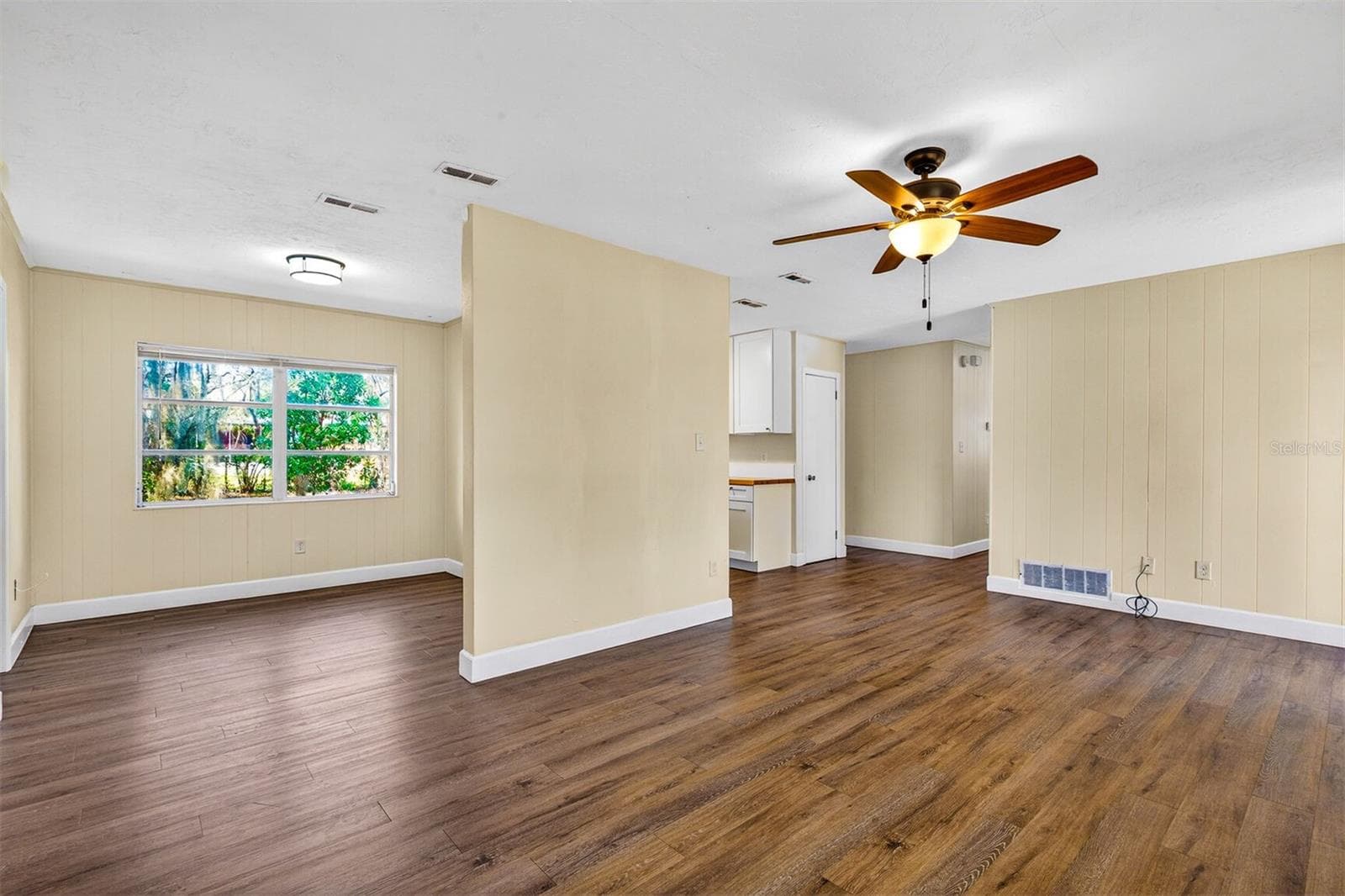 Living Room - 2200 NE 16TH TER, GAINESVILLE