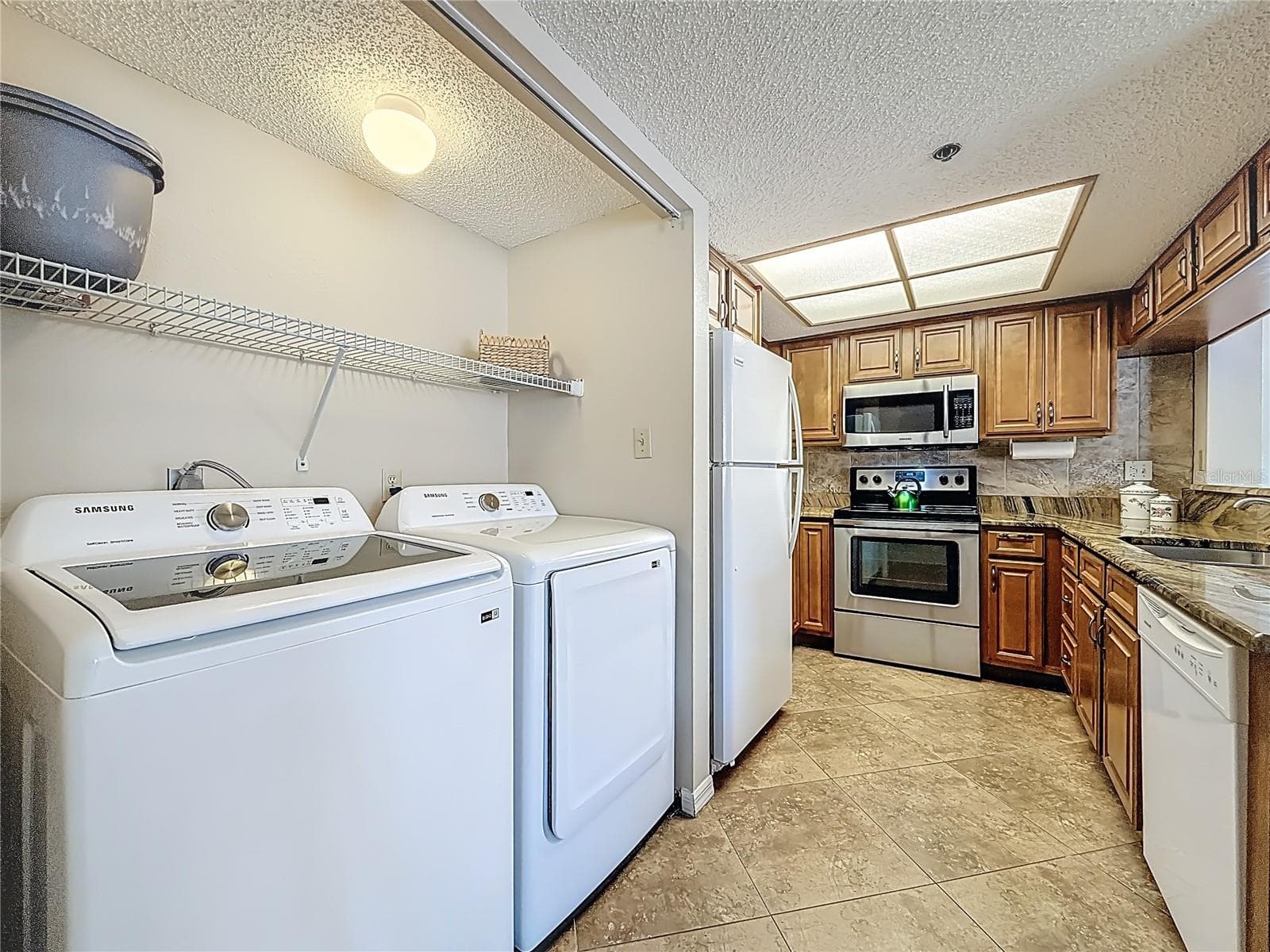 Kitchen/Laundry - 18450 GULF BLVD #401, INDIAN SHORES