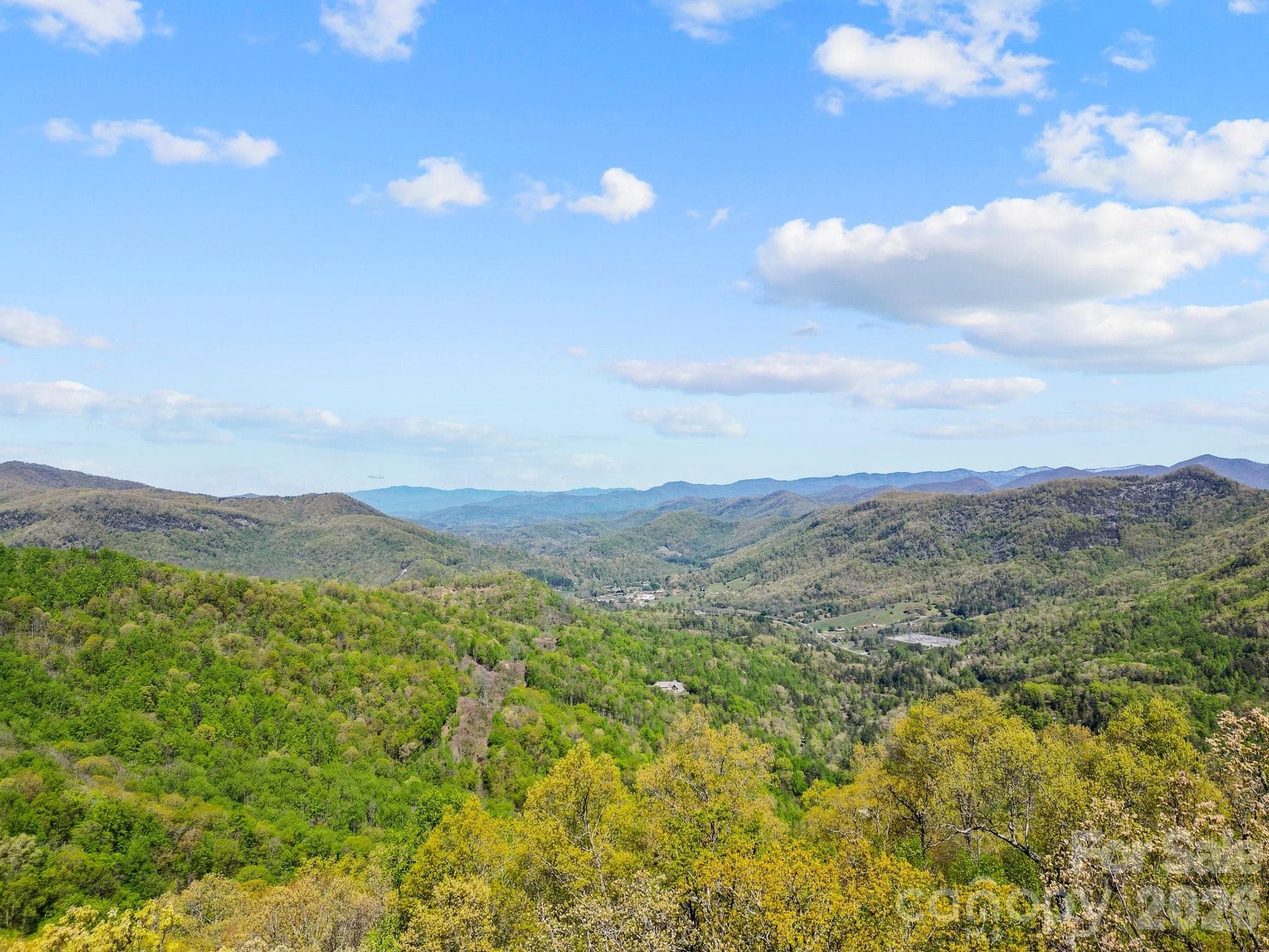 Longe range views showing the vicinity around the home site. - 0000 Oat Field Road, Tuckasegee