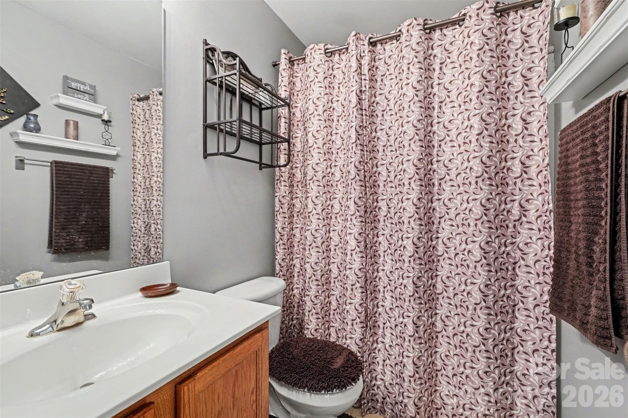 Single Family Residence at 741 Wilderness Trail Drive, Charlotte, photo 11 of 19