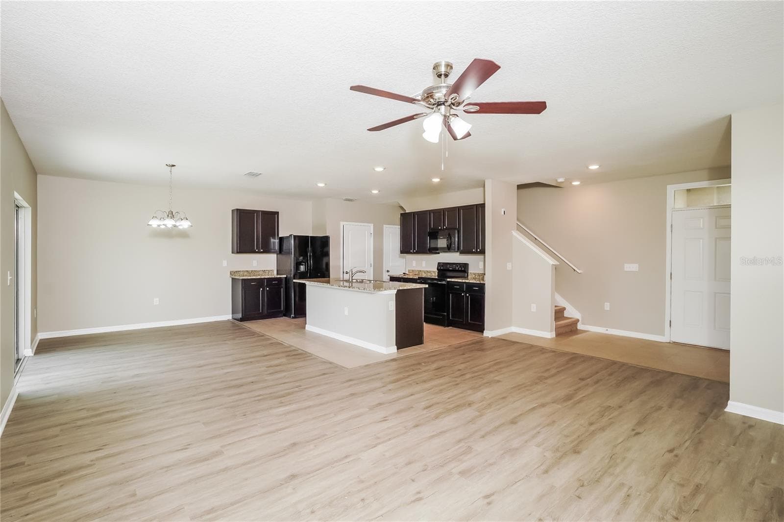 Single Family Residence at 16726 SECRET MEADOW DR, ODESSA, photo 2 of 15
