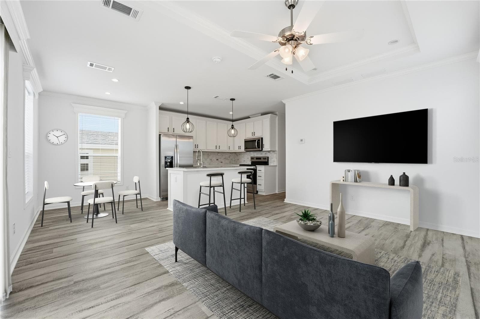 Open Concept Living - 3710 GULF OF MEXICO DR #F2, LONGBOAT KEY