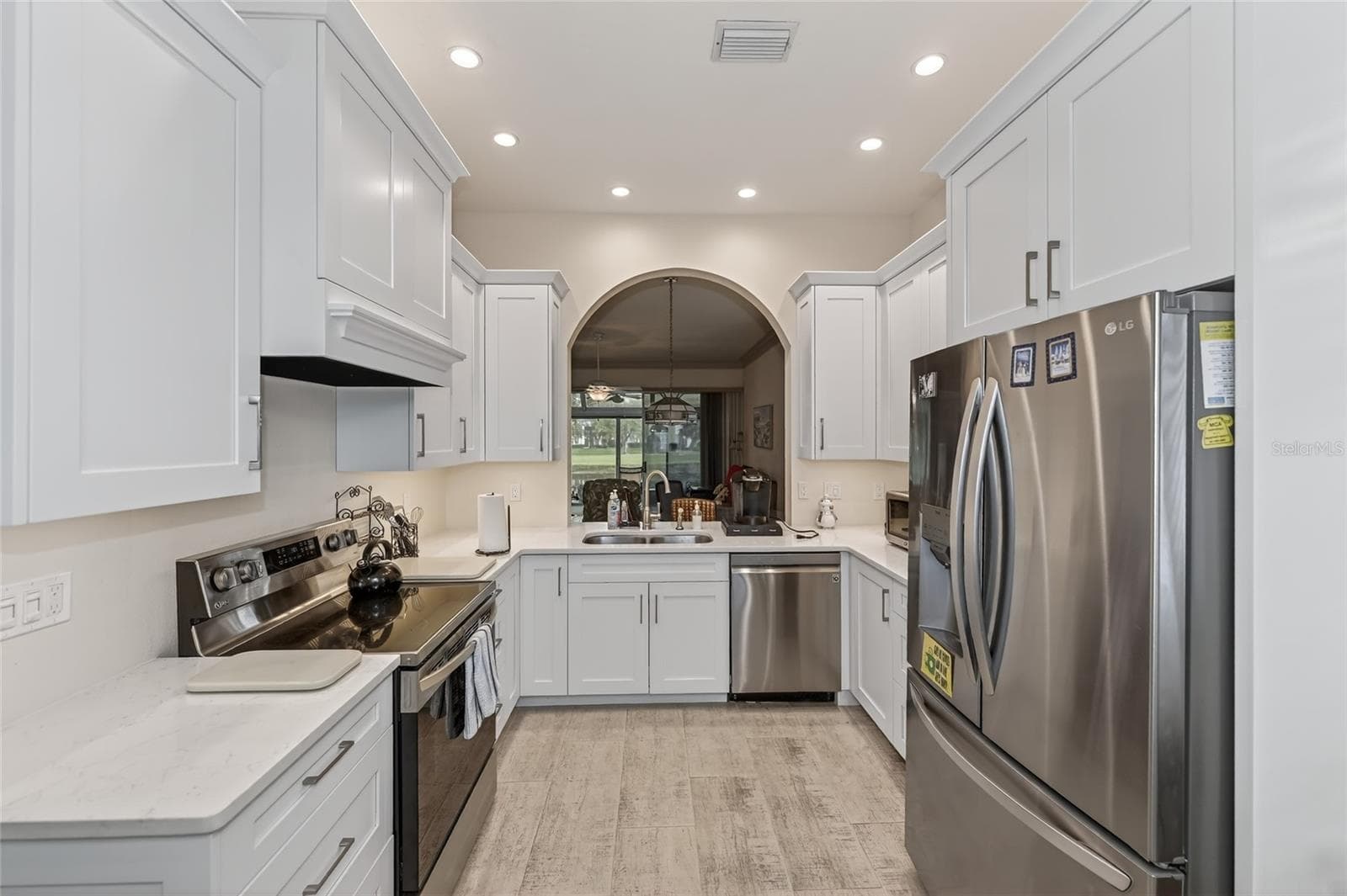 Villa at 5633 E LONG COMMON CT #20, SARASOTA, photo 7 of 40