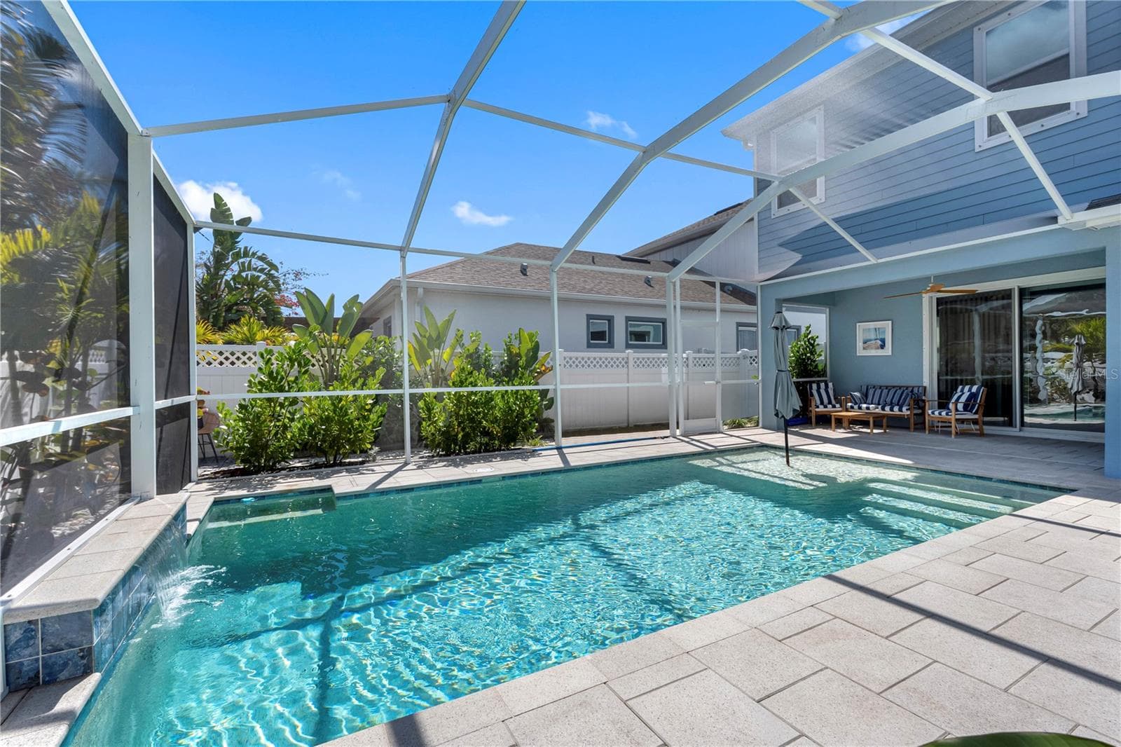 Single Family Residence at 325 SHORE CRAB WAY, APOLLO BEACH, photo 17 of 57