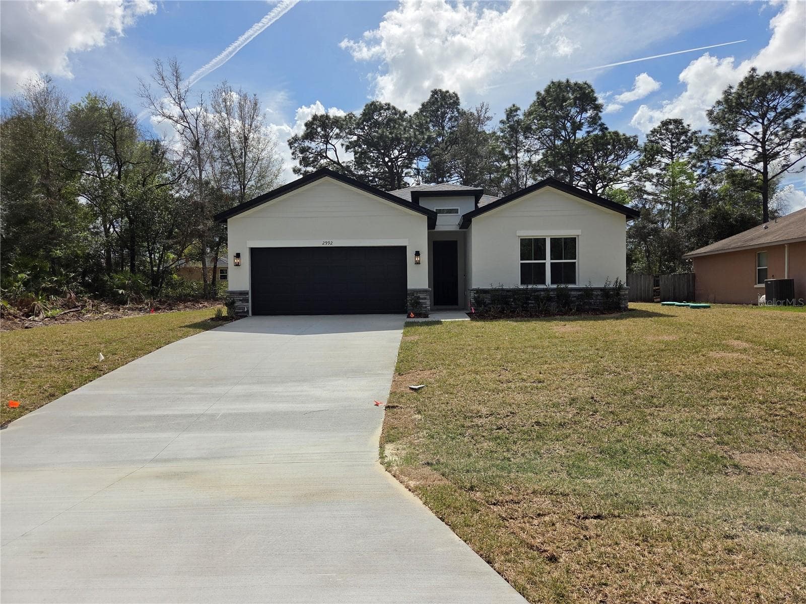 2992 W HAMLET PL