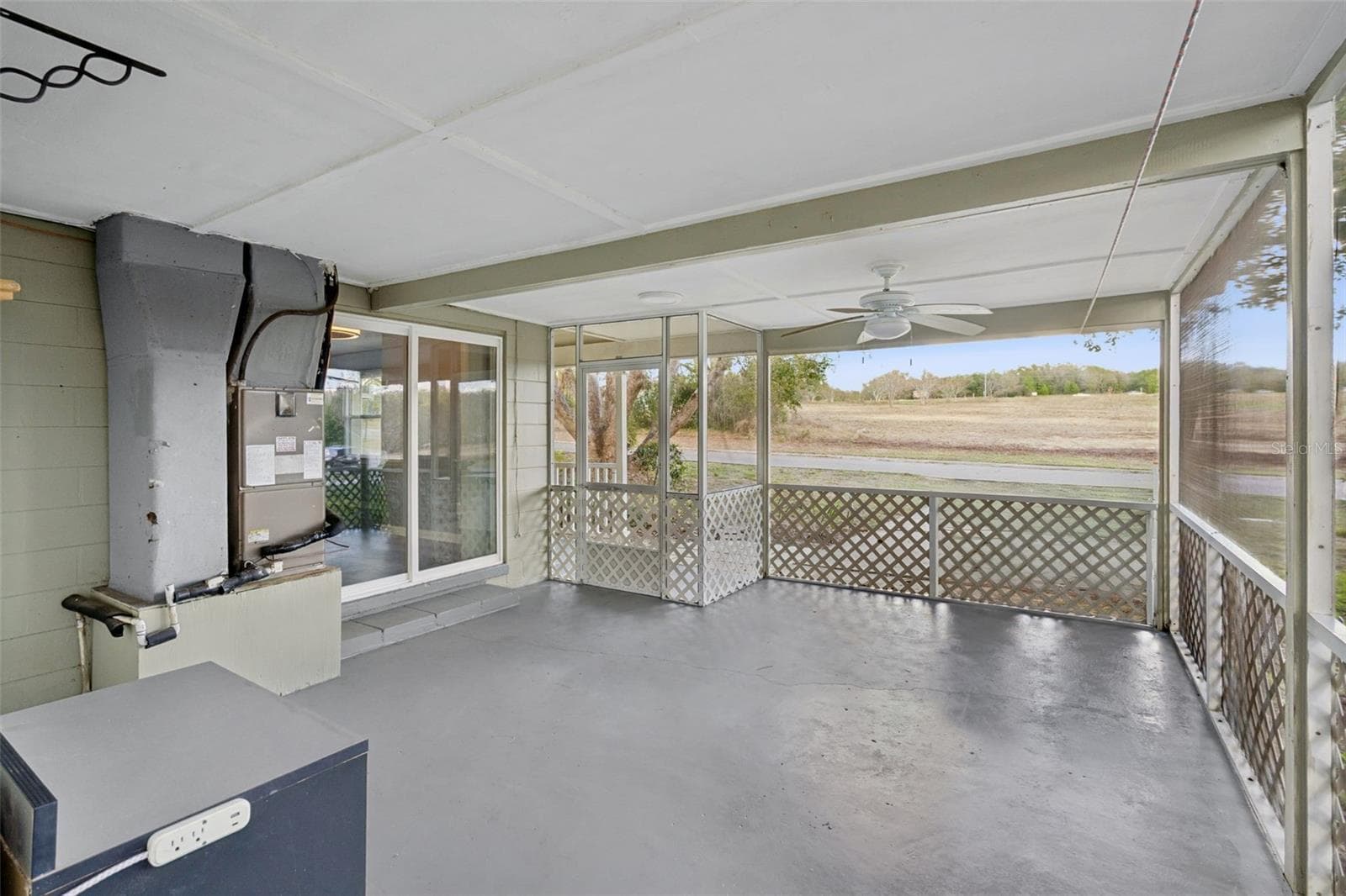 Single Family Residence at 902 S GALENA AVE, MINNEOLA, photo 16 of 20