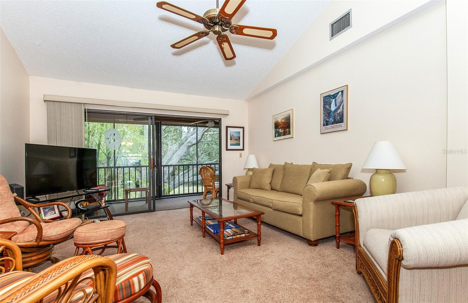 Living Room - 862 BIRD BAY WAY #194, VENICE