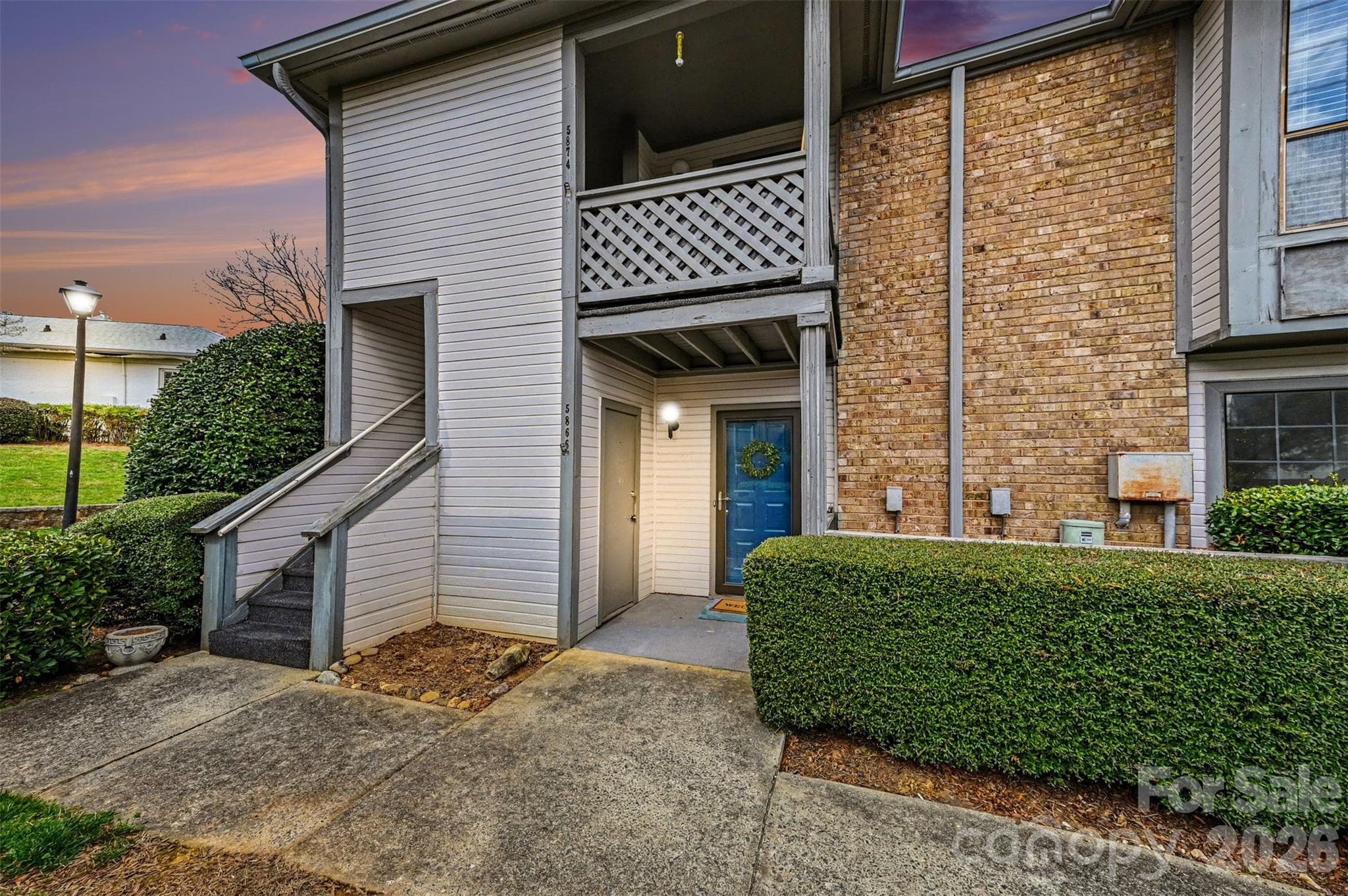 Condominium at Charlotte, photo 14 of 14