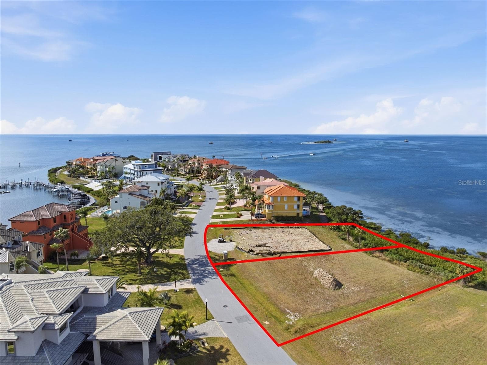 Single Family Residence at 25 HARBORPOINTE DR, PORT RICHEY, photo 20 of 35