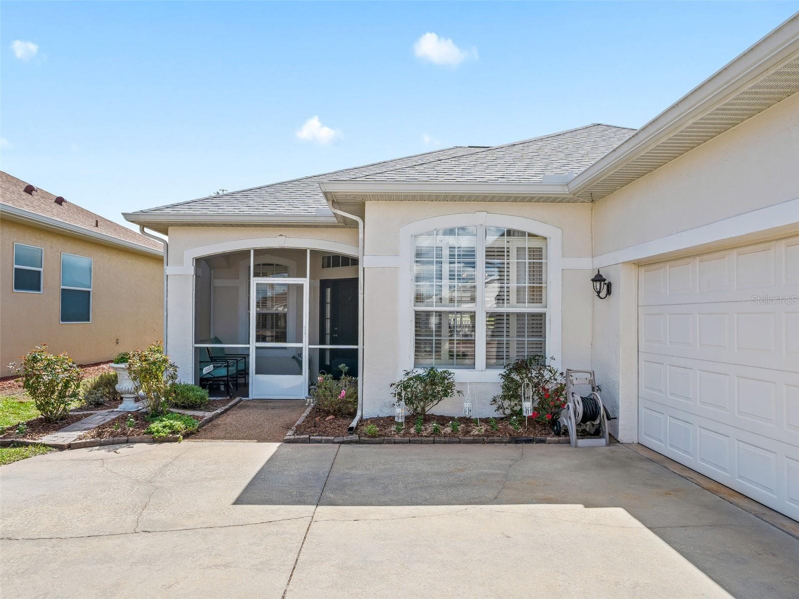 Screened Front Porch - 11900 SE 178TH ST, SUMMERFIELD