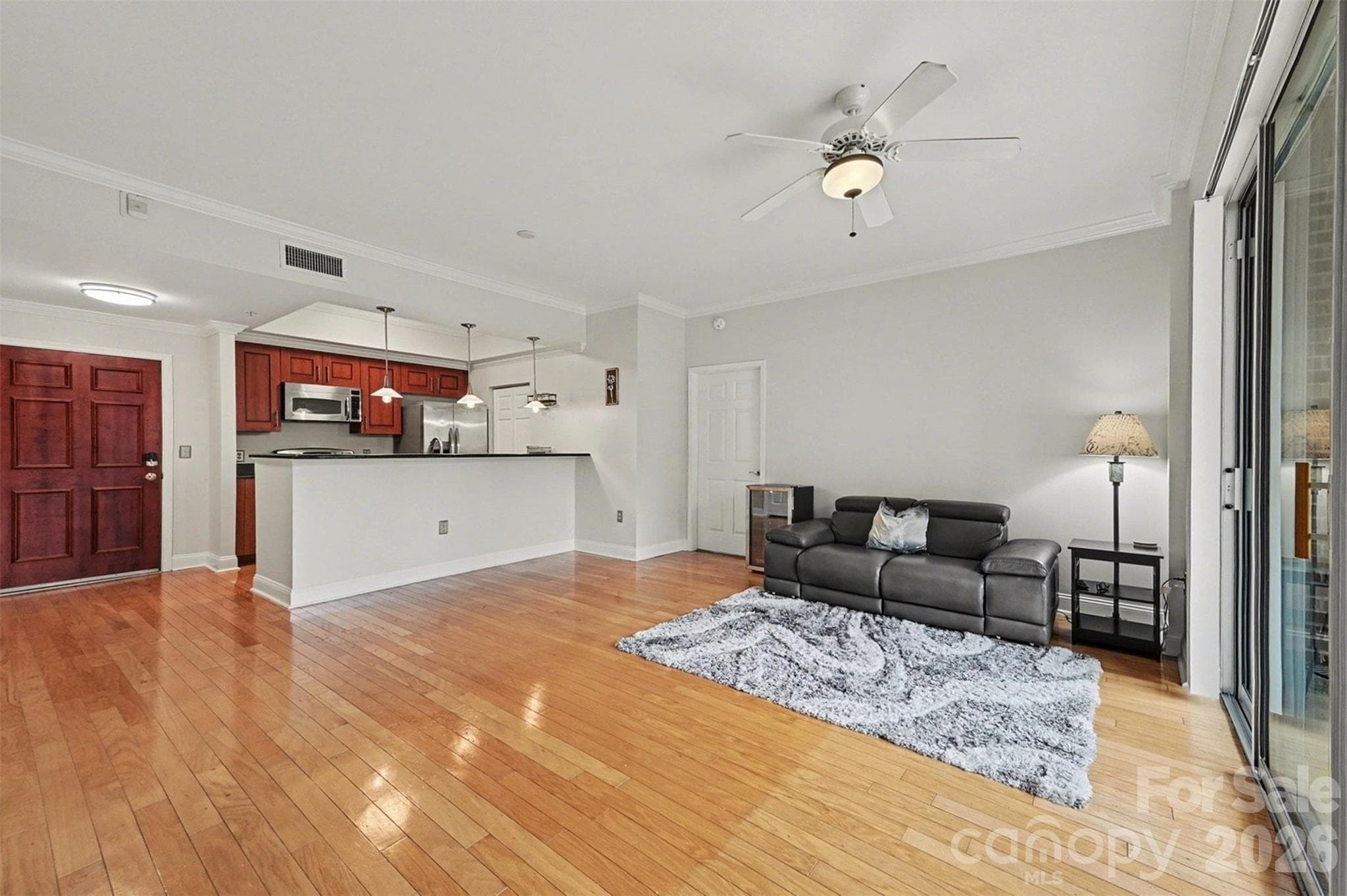 Condominium at 300 W 5th Street, Charlotte, photo 9 of 30