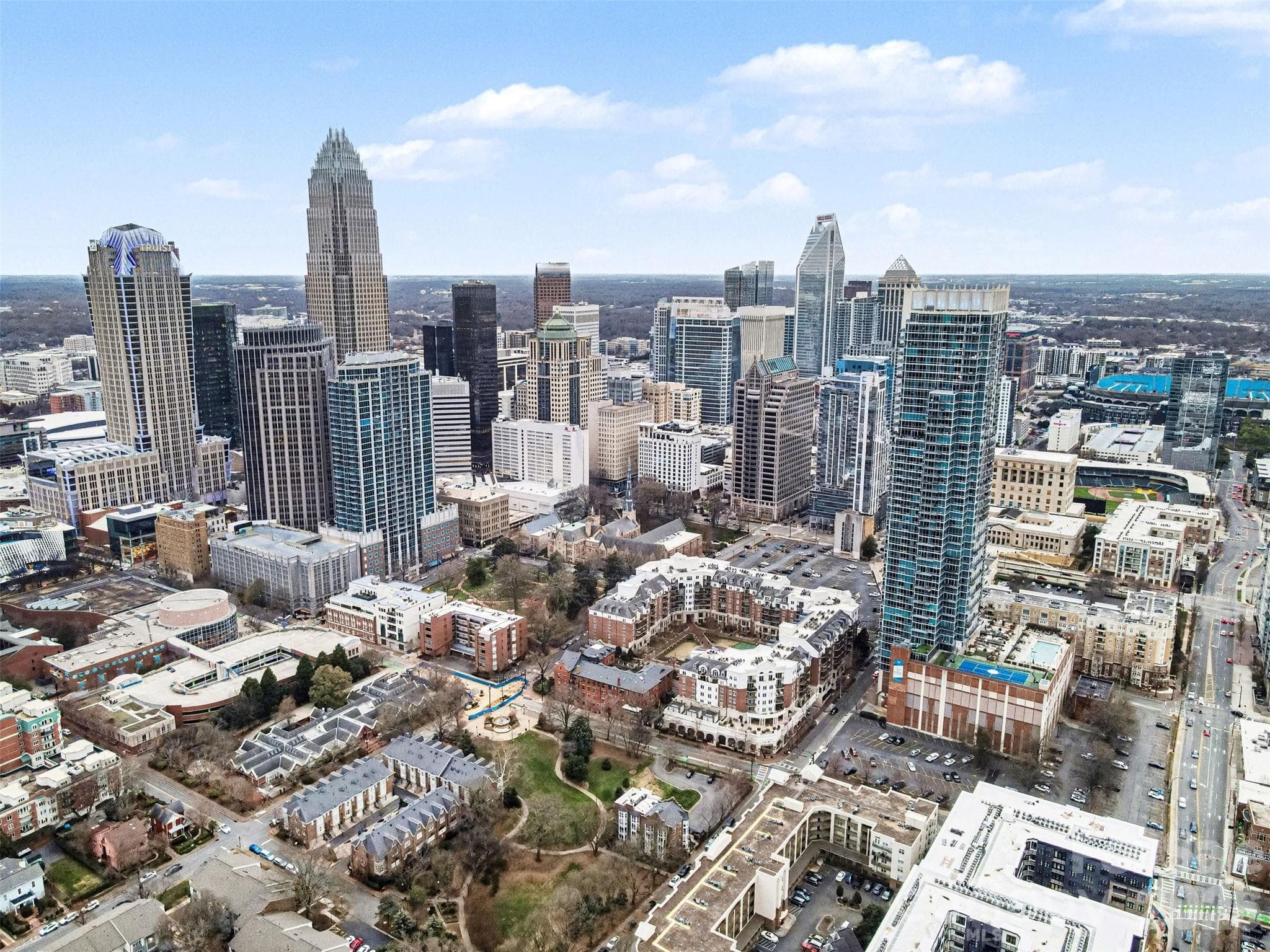 Condominium at 300 W 5th Street, Charlotte, photo 21 of 30