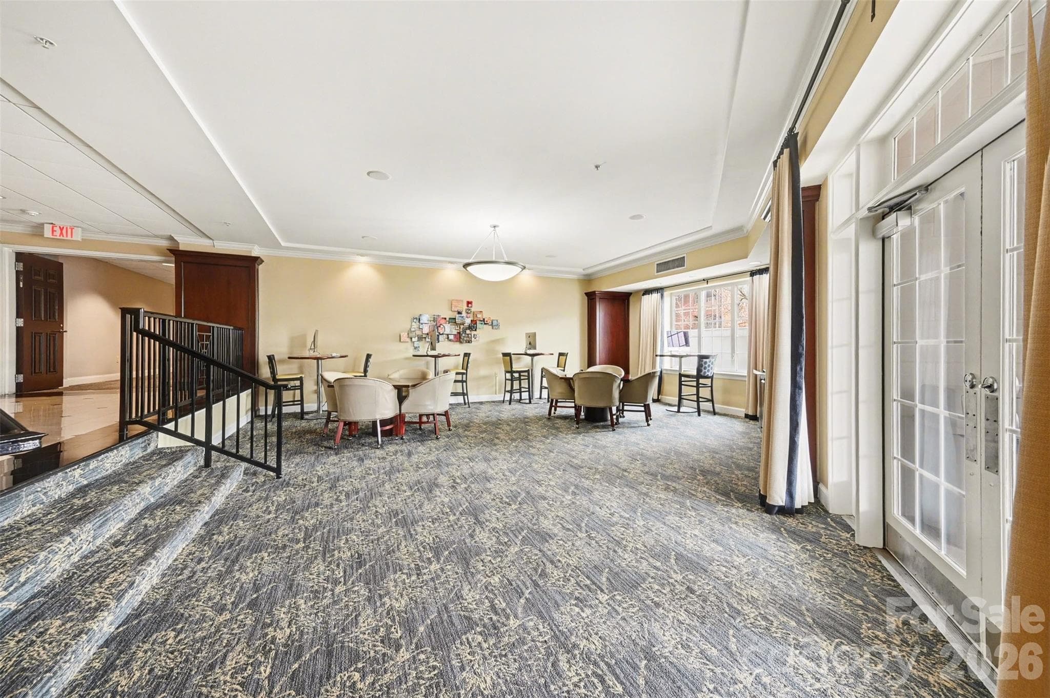 Condominium at 300 W 5th Street, Charlotte, photo 27 of 30