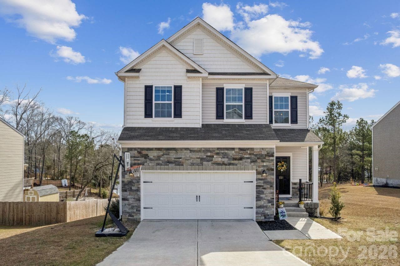Single Family Residence at 221 Shadowbrook Way, Camden, photo 3 of 31