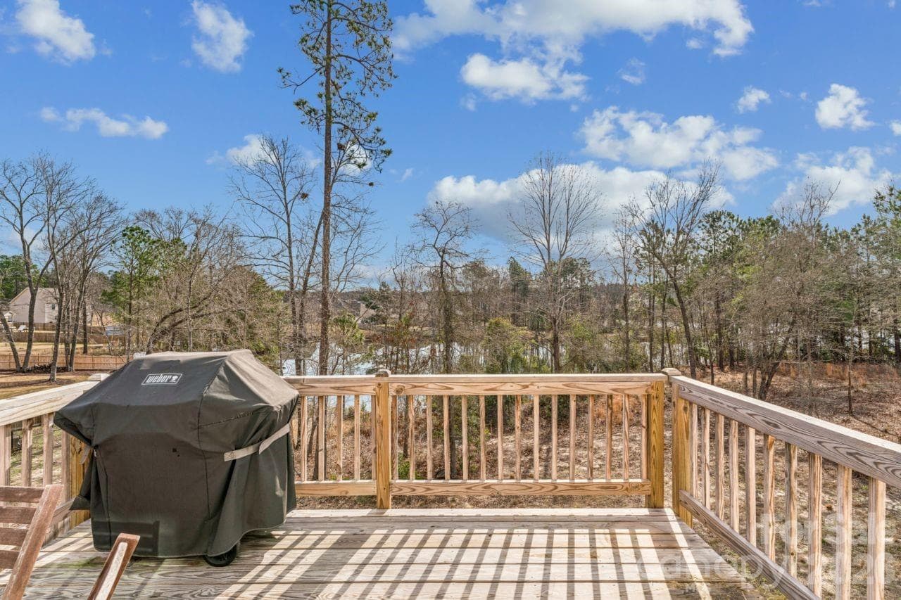 Single Family Residence at 221 Shadowbrook Way, Camden, photo 15 of 31