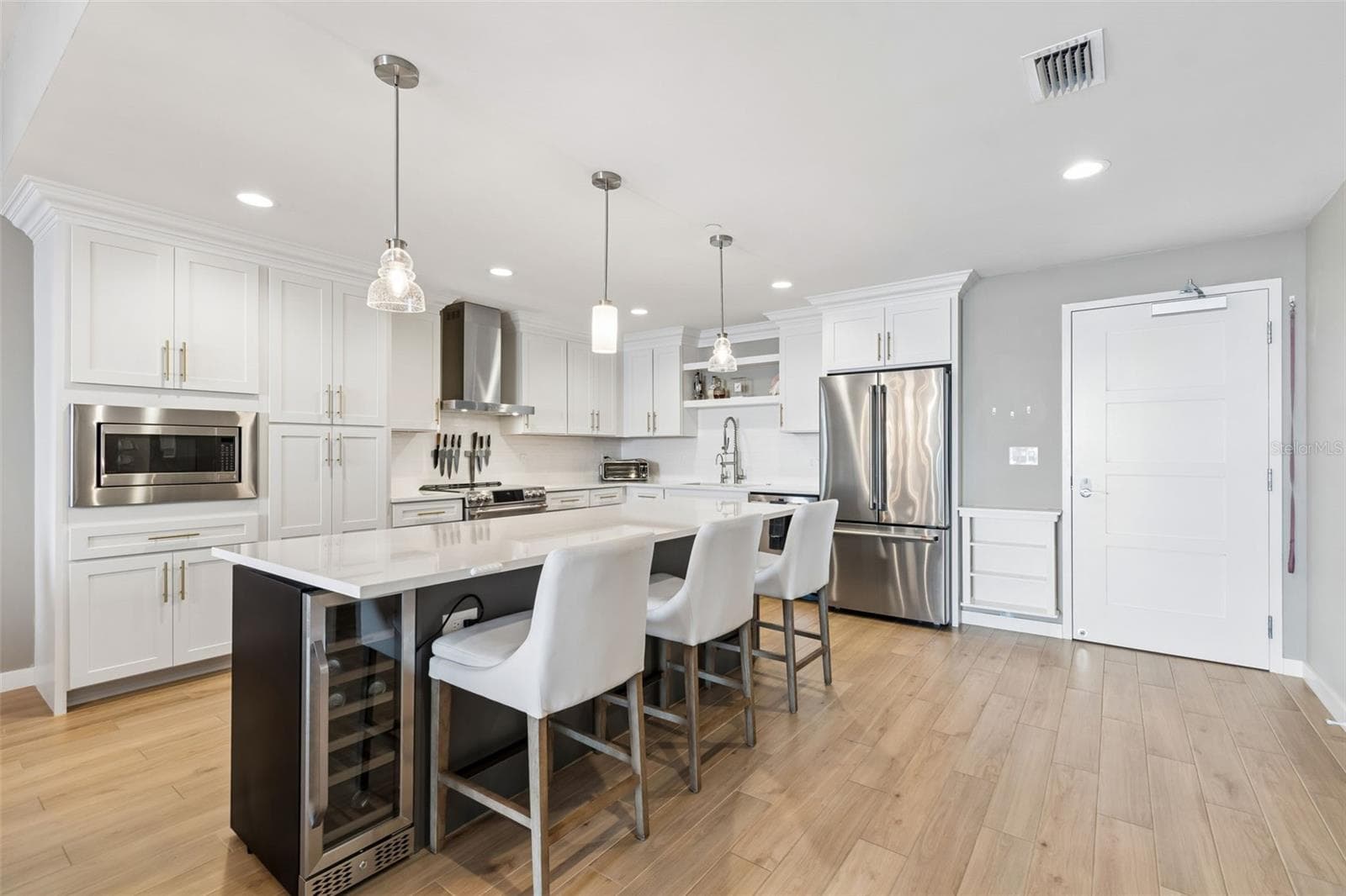Condominium at 920 N OSCEOLA AVE #604, CLEARWATER, photo 8 of 100