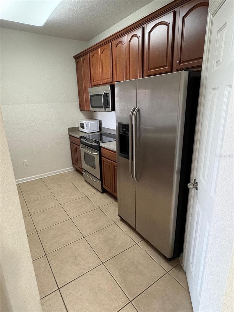 Condominium at 4102 BREAKVIEW DR #40103, ORLANDO, photo 5 of 17