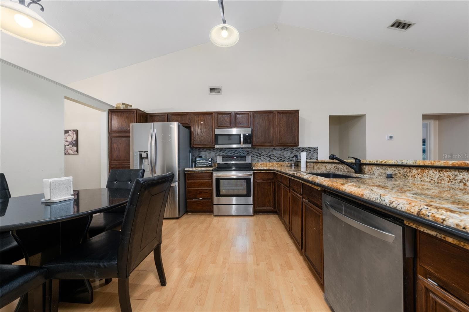 Single Family Residence at 12017 FAMBRIDGE, ORLANDO, photo 11 of 42