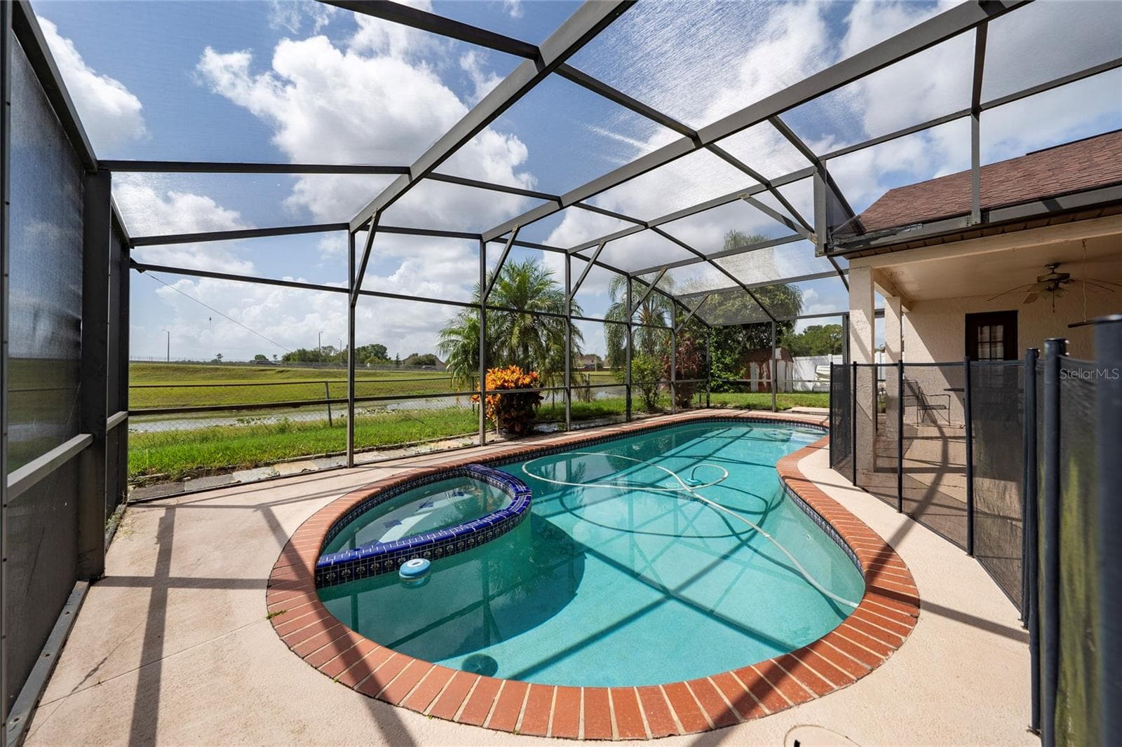Single Family Residence at 12017 FAMBRIDGE, ORLANDO, photo 34 of 42