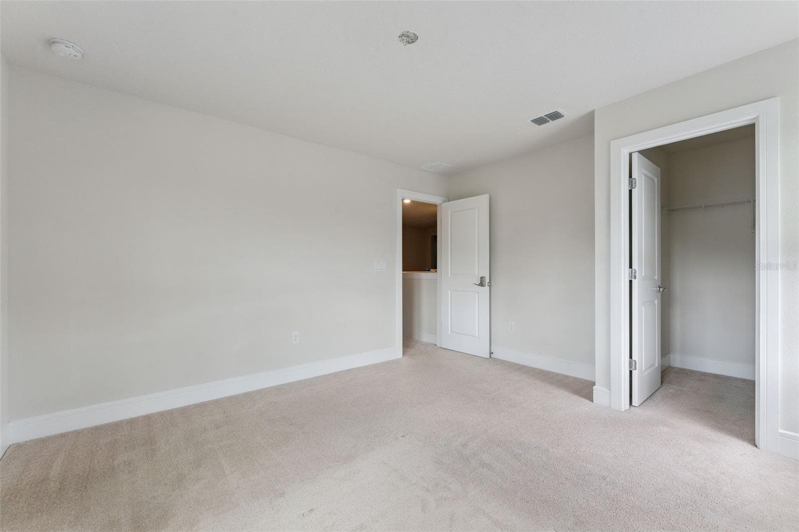Single Family Residence at 4008 MEANDERING BAY DR, APOPKA, photo 16 of 43