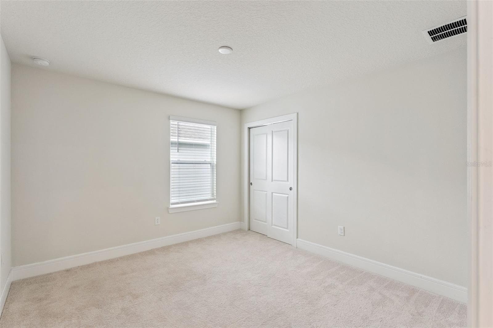Single Family Residence at 4008 MEANDERING BAY DR, APOPKA, photo 19 of 43