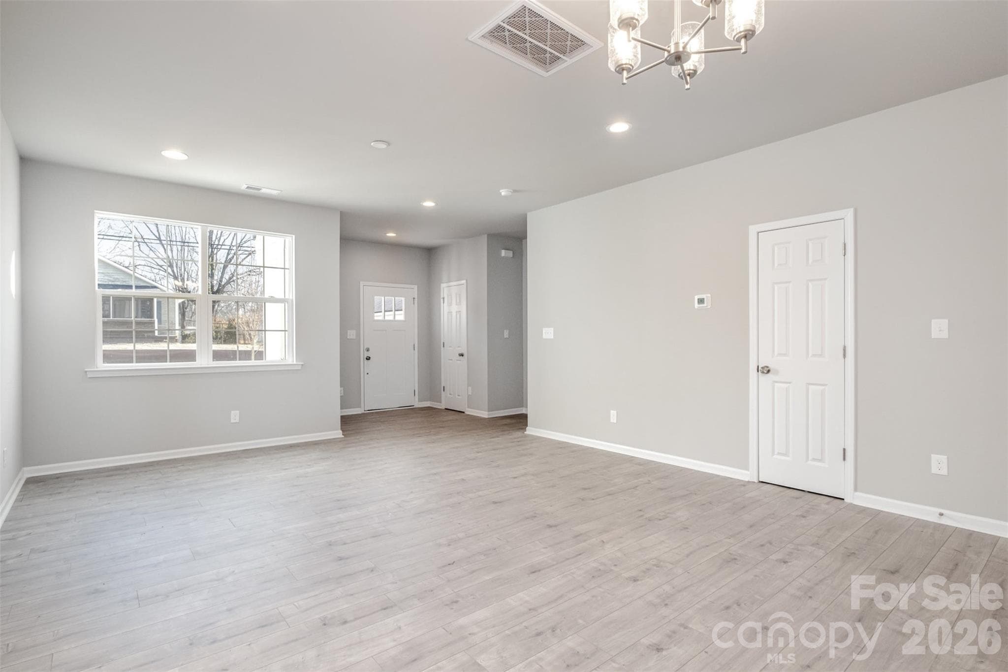 Townhouse at Concord, photo 2 of 27