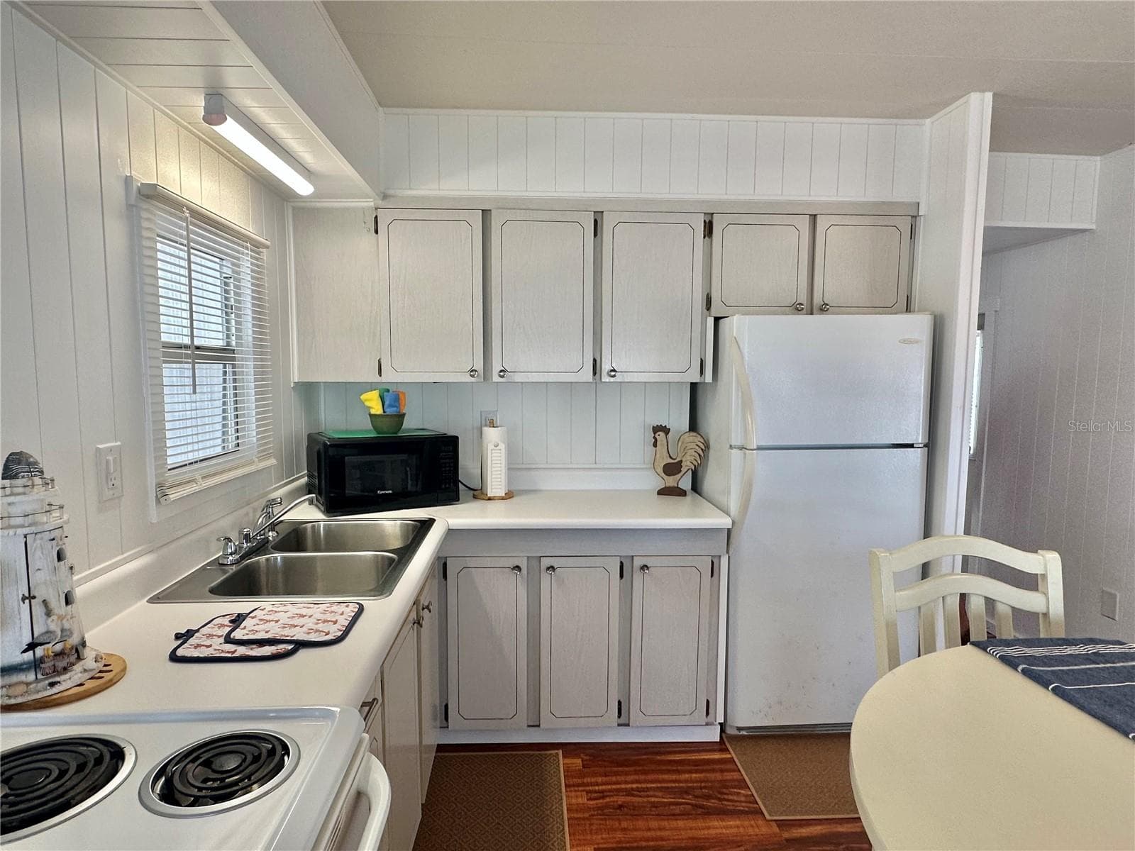 Mobile Home at 1501 25TH AVENUE DR W, BRADENTON, photo 18 of 40