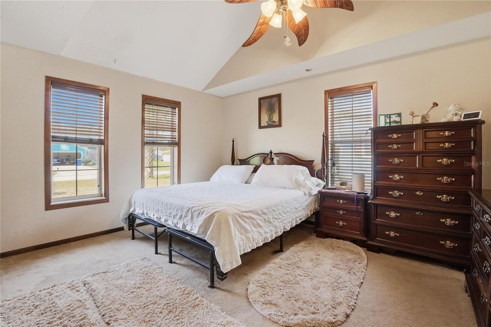 Master Bedroom. - 3131 JUNIPER DR, EDGEWATER