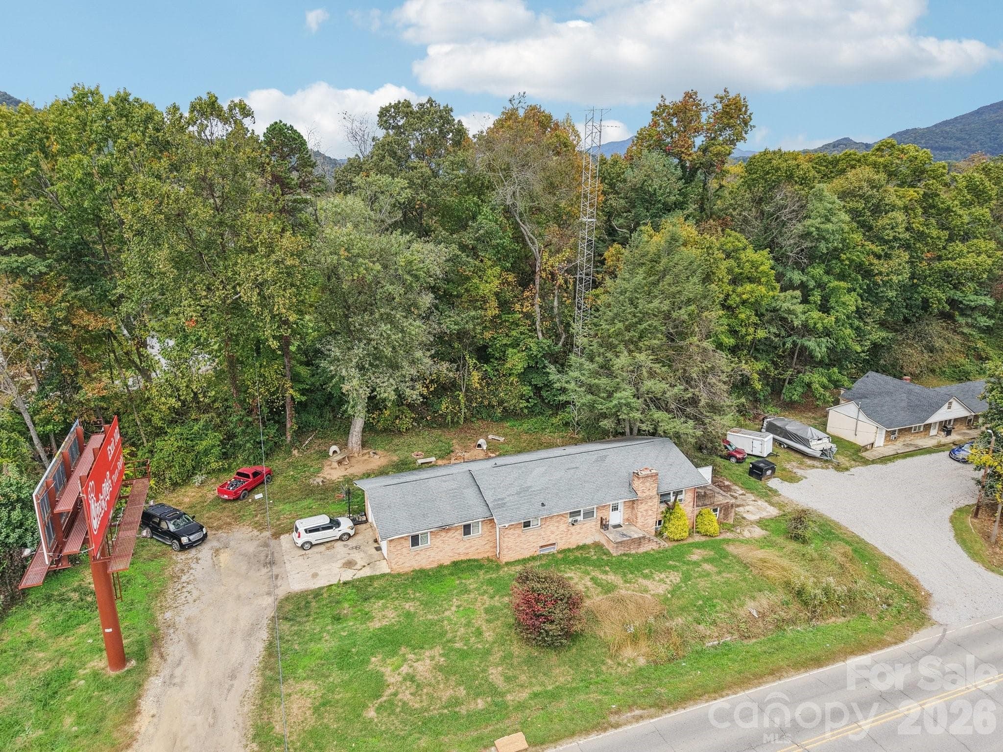 Single Family Residence at Waynesville, photo 4 of 45