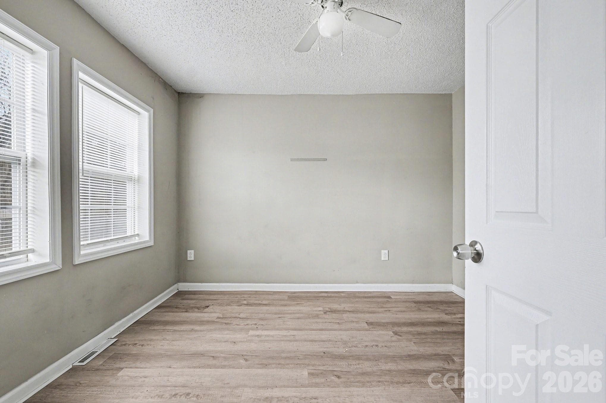Single Family Residence at 9501 Misenheimer Road, Charlotte, photo 8 of 25