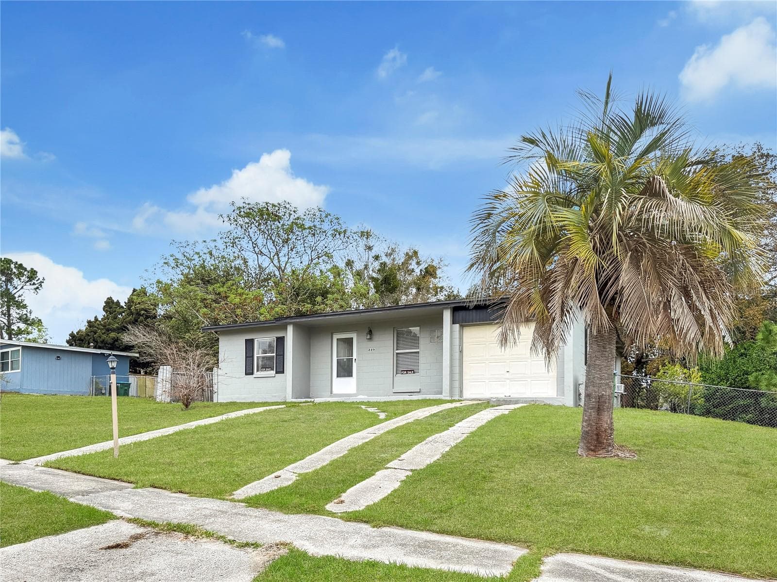 Single Family Residence at 889 W VILLAGE DR, DELTONA, photo 3 of 29