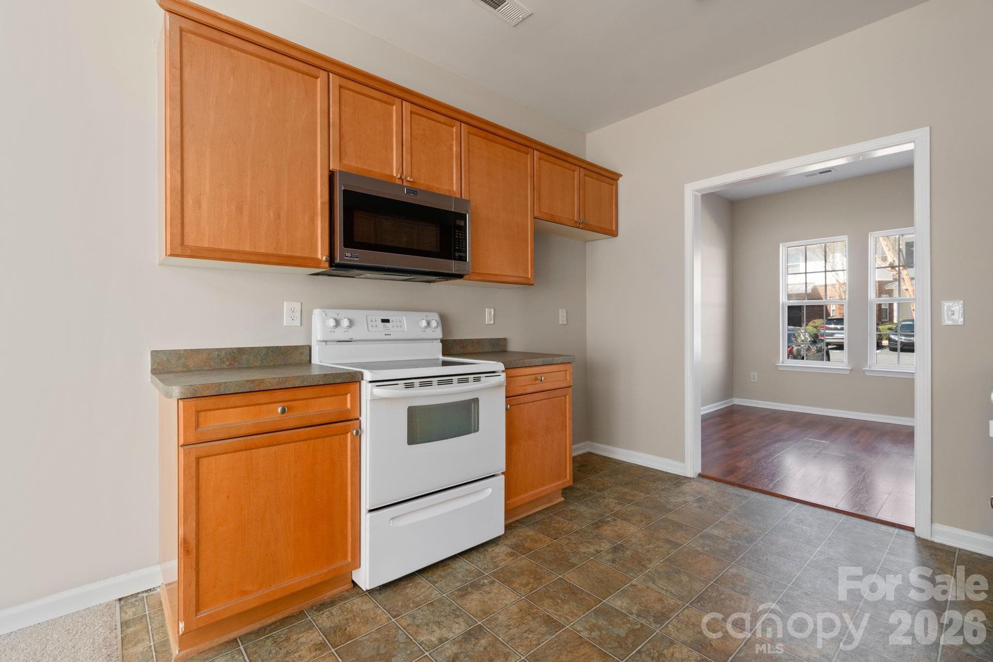 Townhouse at Concord, photo 10 of 27