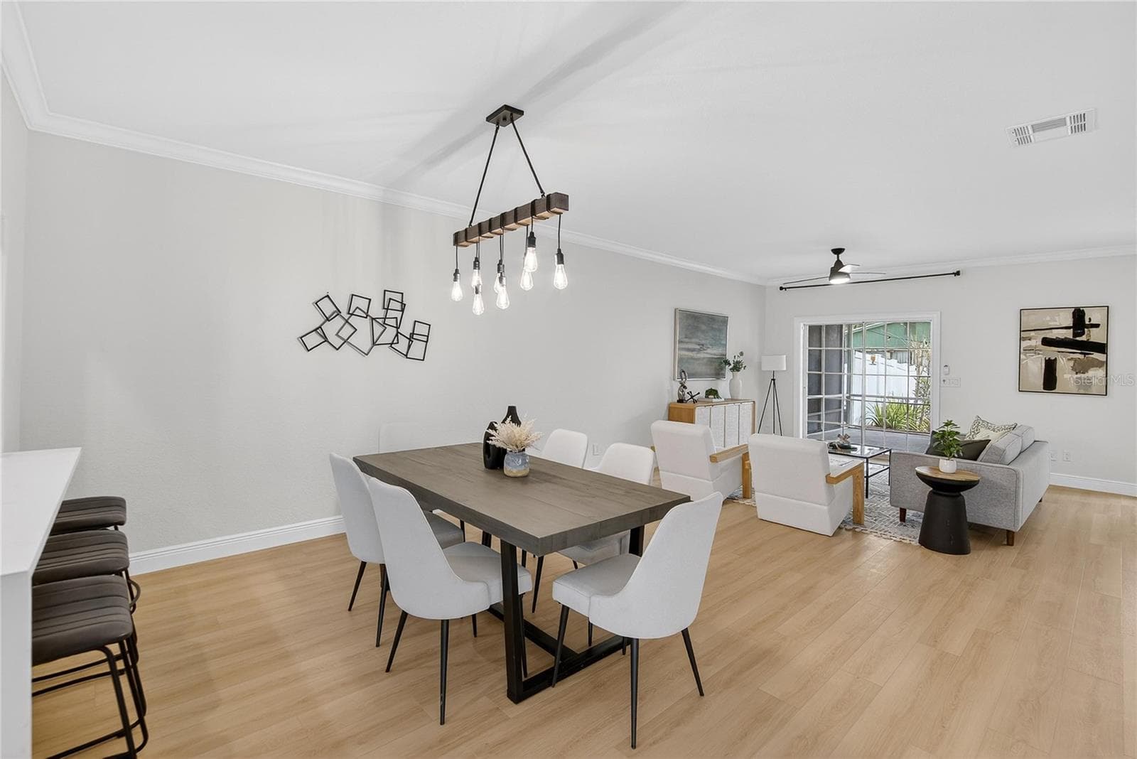Townhouse at 918 WOODBRIDGE CT, SAFETY HARBOR, photo 12 of 59