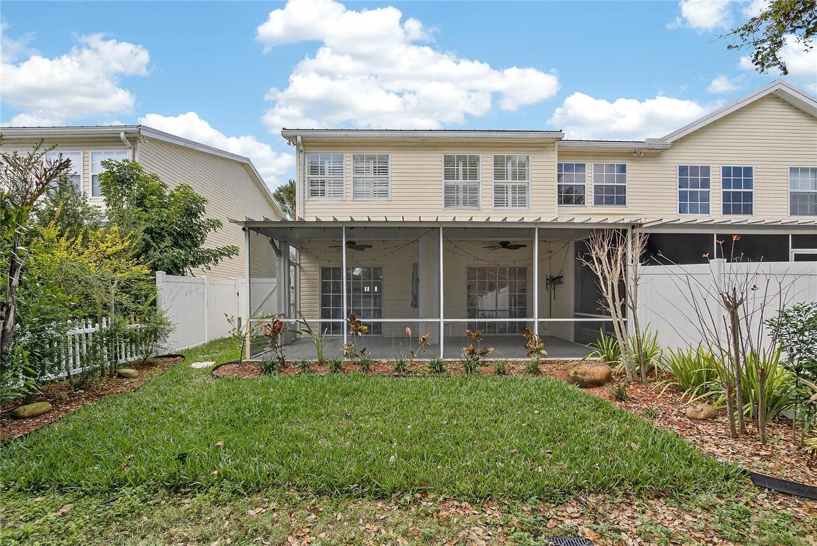 Townhouse at 918 WOODBRIDGE CT, SAFETY HARBOR, photo 50 of 59