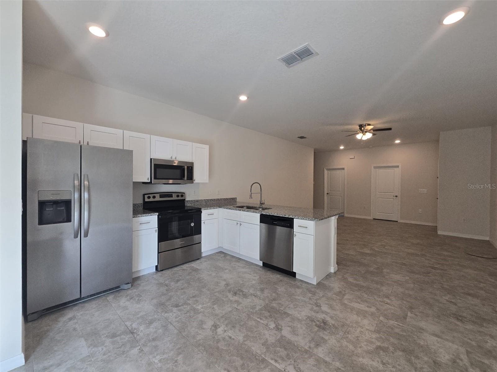 Duplex at 546 IMPERIAL PL, KISSIMMEE, photo 3 of 23