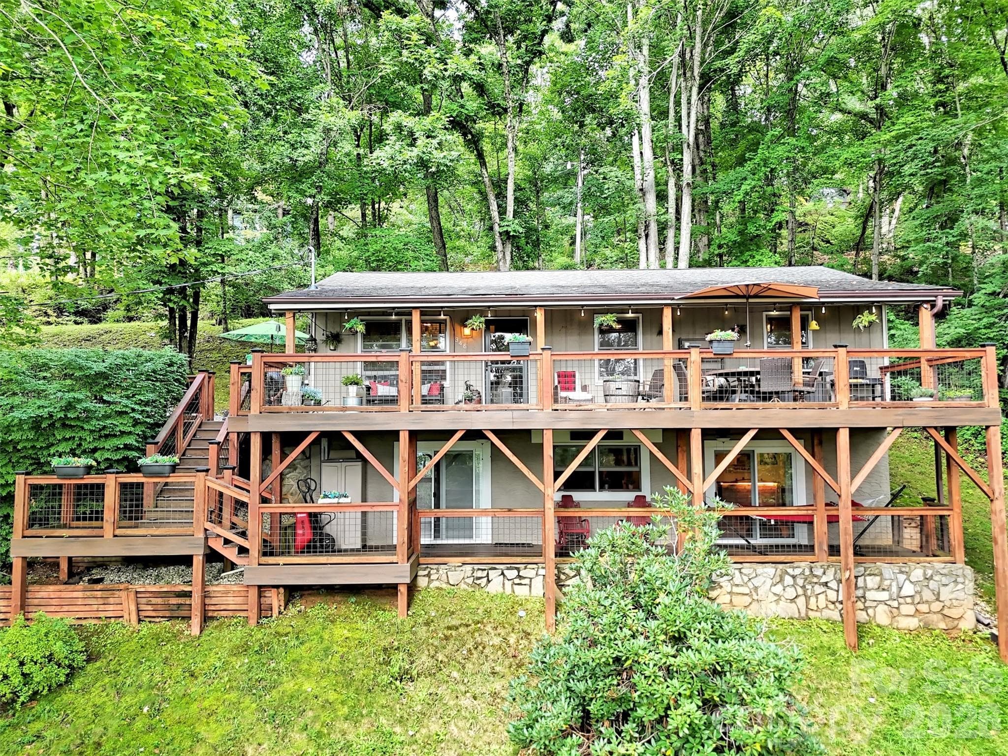 Single Family Residence at Clyde, photo 4 of 48