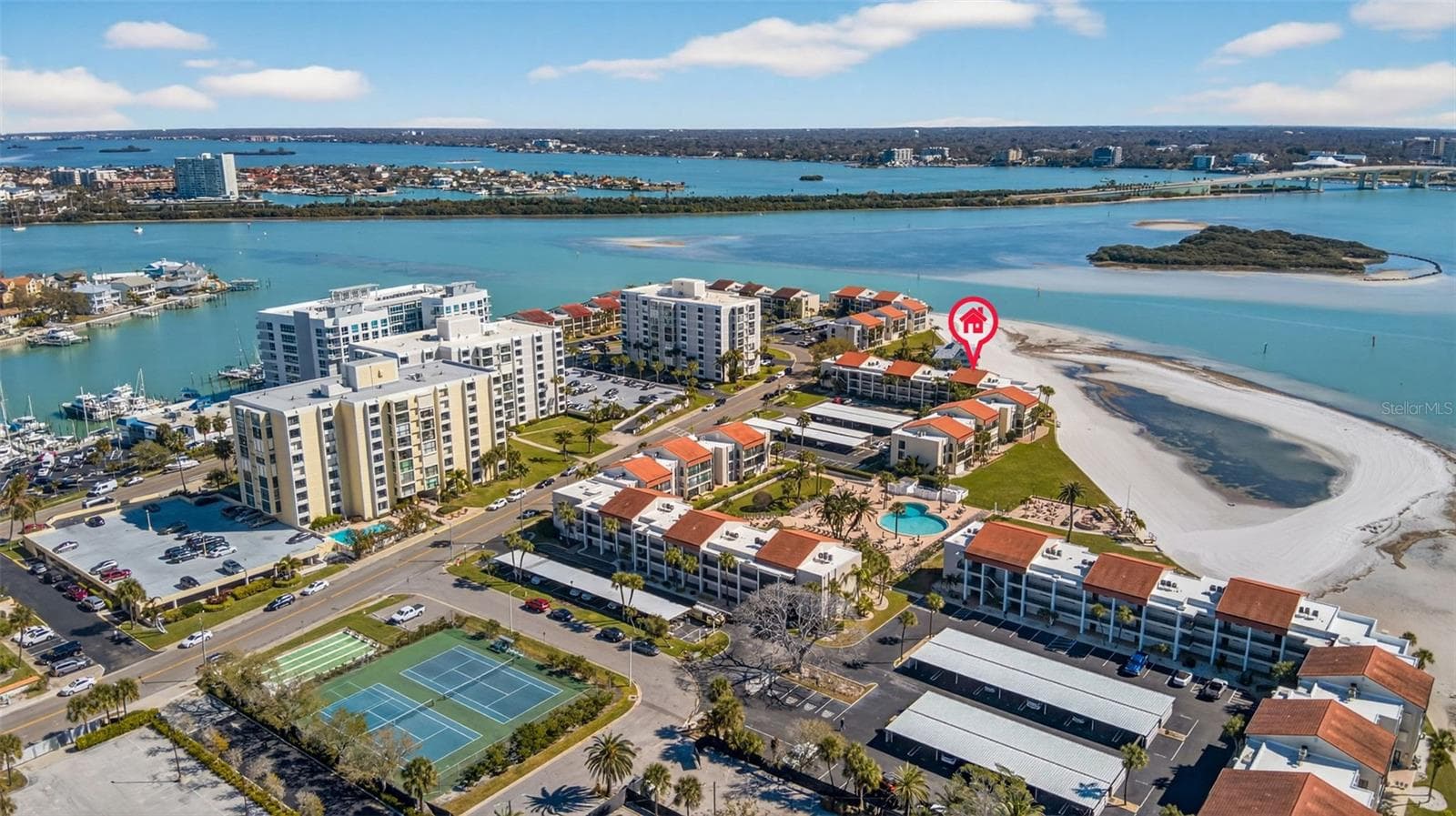 Condominium at 865 S GULFVIEW BLVD #207, CLEARWATER BEACH, photo 4 of 49