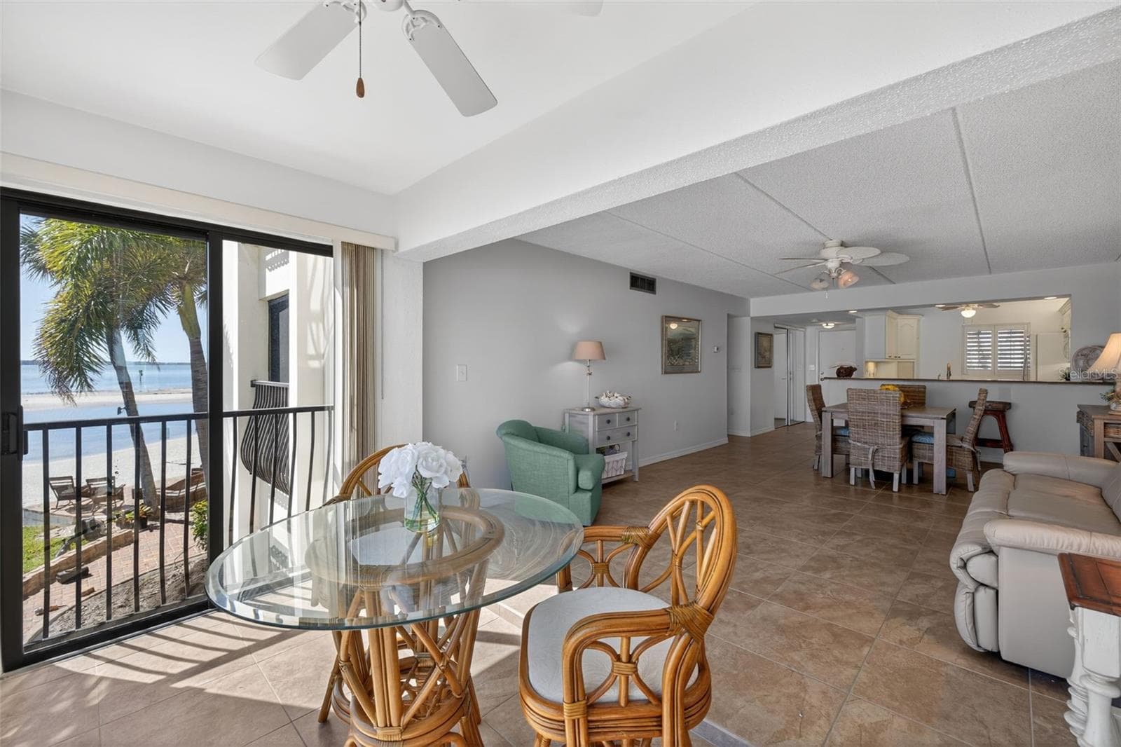 Condominium at 865 S GULFVIEW BLVD #207, CLEARWATER BEACH, photo 8 of 49
